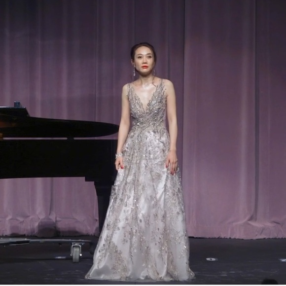 Andrea Leo size 0 - Picture 3 of 3